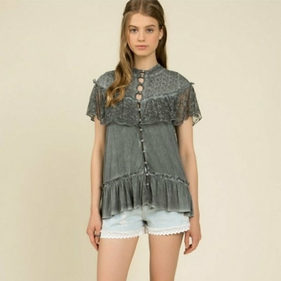 SALE POL Ladies Lace Collar Top - Picture 2 of 9